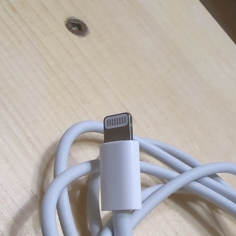 Premium Blue and White USB Charging Cables - Picture 2 of 5